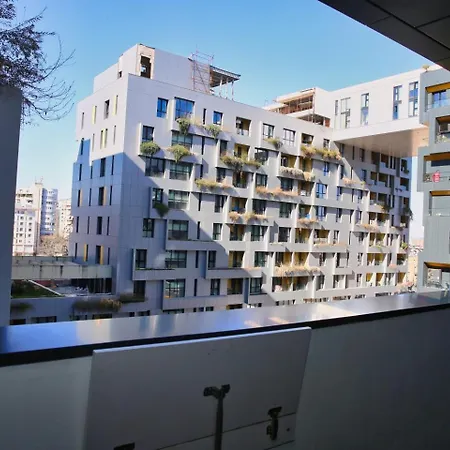 Luxury Square 21
