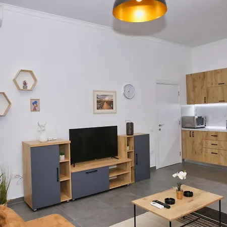 Appartement Luxury Square 21 *