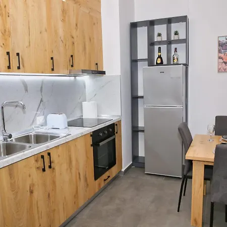 Appartement Luxury Square 21 *